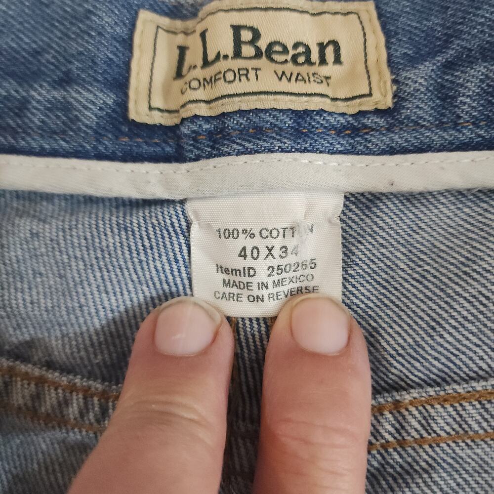LL Bean Men's Jeans‎ 40x34 Comfort Waist Medium Wash Blue Denim Straight Leg - Picture 2 of 9